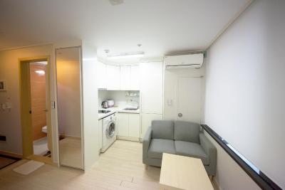 این-د سیتی بوسینز هتل