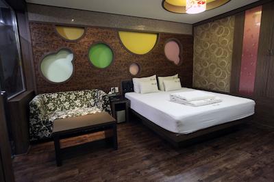 د دیزاین متل