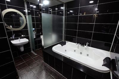 د دیزاین متل