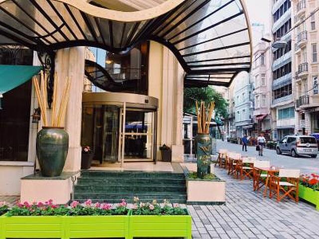 اسیدنتال تکسیم
