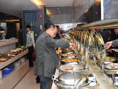 شنزهن هیگرت بوسینز هتل