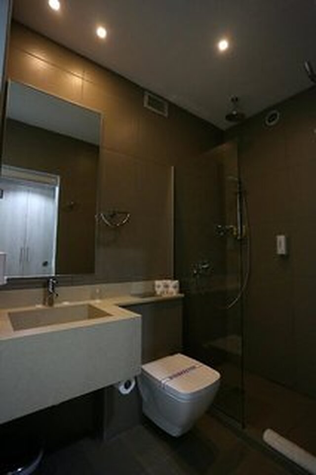 دینیسُز سنترال