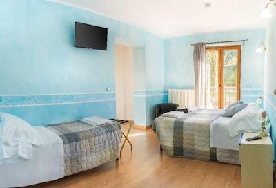 هتل لا وال دلاکویلا