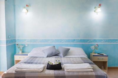 هتل لا وال دلاکویلا