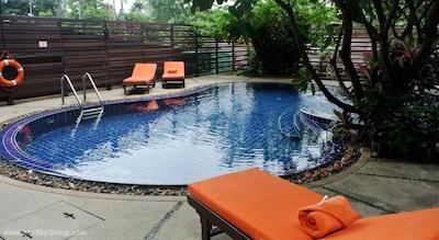 یونیکو اکسپرس سوخومویت