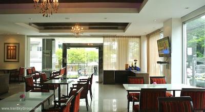 یونیکو اکسپرس سوخومویت