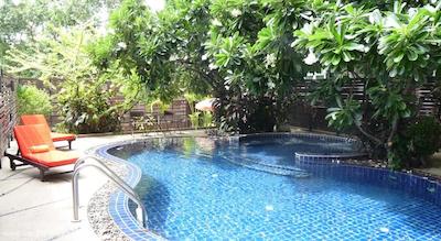 یونیکو اکسپرس سوخومویت