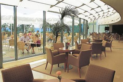 لویز ایمپریال بیچ هتل