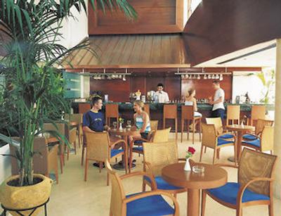 لویز ایمپریال بیچ هتل