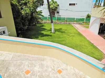 هتل لاز جاکارانداز