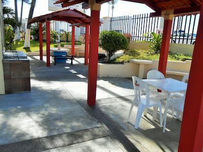 هتل لاز جاکارانداز