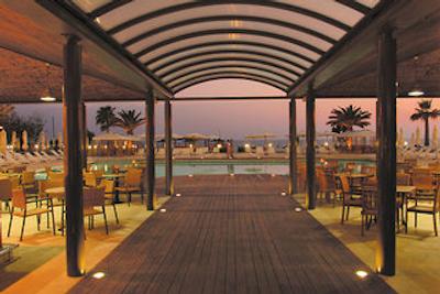 لویز لدرا بیچ هتل