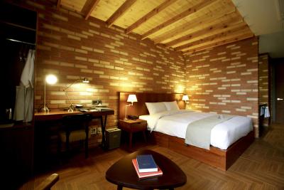 هتل دما میئونگدنگ