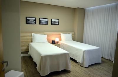 ویل سلستین کندو هتل ا اونتز