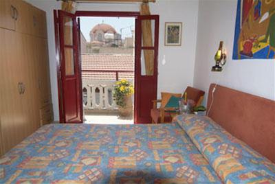 کینیراز ترادیشنال هتل اند رستاورانت