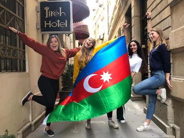 جیره باکو هتل
