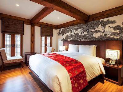 جیئونگونجا امباسادر اینچئون اسشیاتد وید اکسر