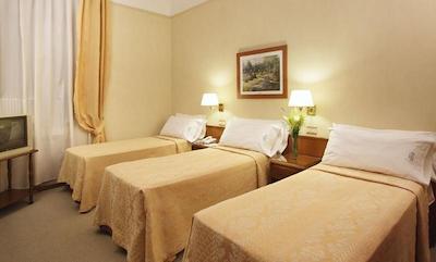 کاستلار هتل اند اسپا