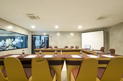 د ریچ بوتیک