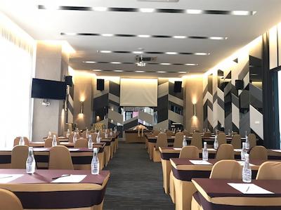 د ریچ بوتیک