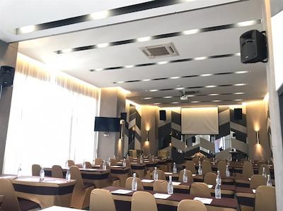 د ریچ بوتیک