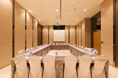 ف هتل چیهپن