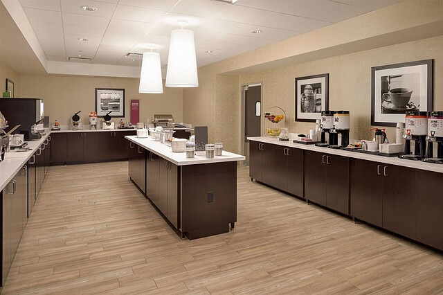 Hampton Inn and Suites Rosemont Chicago O’Hare