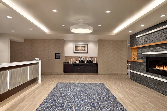 Hampton Inn and Suites Rosemont Chicago O’Hare