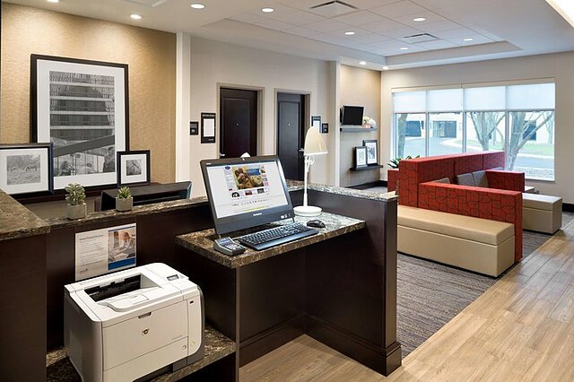 Hampton Inn and Suites Rosemont Chicago O’Hare