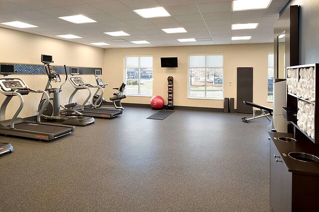 Hampton Inn and Suites Rosemont Chicago O’Hare