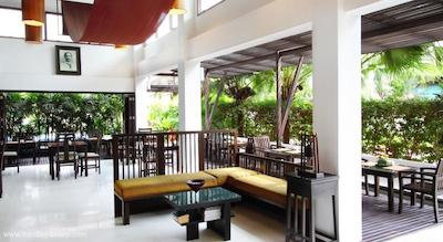 ایستین ایزی سیام پیمان بانکوک