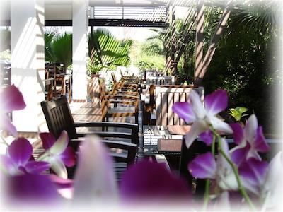 ایستین ایزی سیام پیمان بانکوک