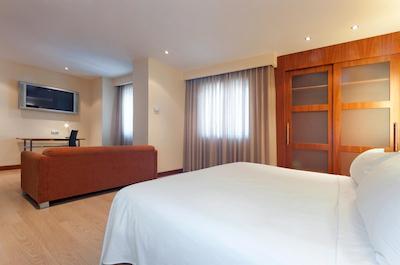 تریپ والنشیا ازافاتا