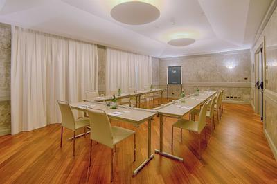 نه ترینو سنترو