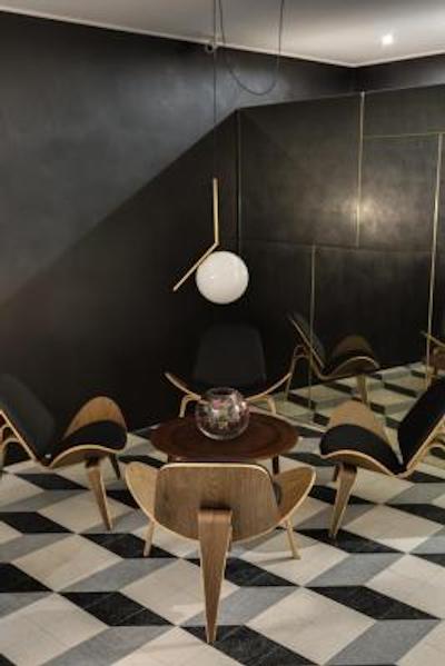 ناونا دیتر هتل