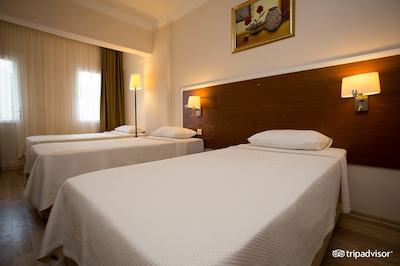 د بست لیف هتل بدروم سنتر