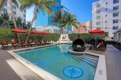 رد اسود بیچ