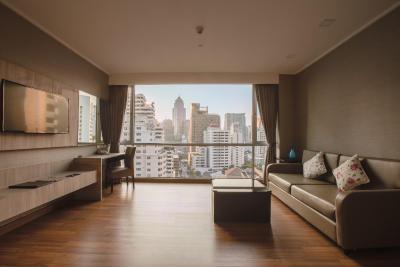 ادلفی سوئیتس سوخومویت بای کامپس هاسپیتالیتی