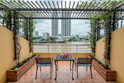 نیو سیام ریورسید