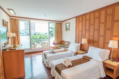 نیو سیام ریورسید