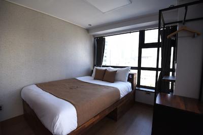 57 میئونگدنگ هستل