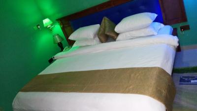 دفینیت دستینی هتل