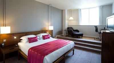 د ترافالگار است جامز لندن کوریو کالکشن بای هیلتون