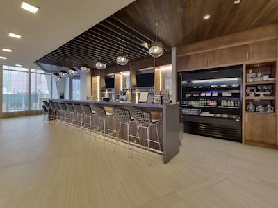 دوبلتری بای هیلتون ادمنتون دونتون