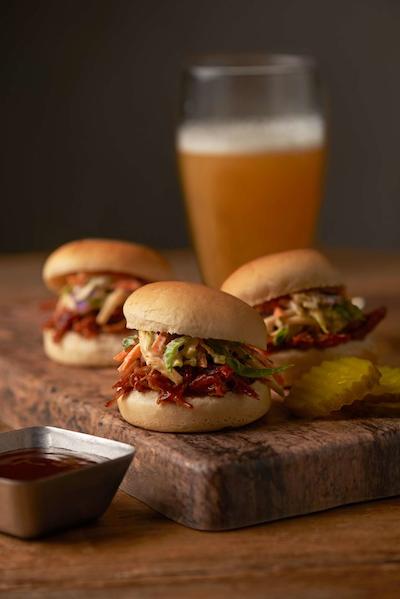 دوبلتری بای هیلتون ادمنتون دونتون