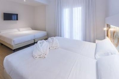 هتل سُرا داورادا