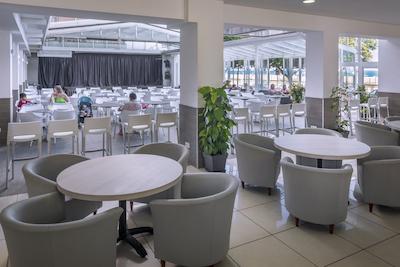 هتل سُرا داورادا