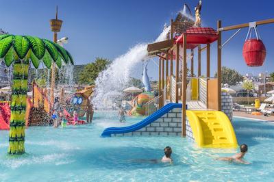 هتل سُرا داورادا