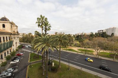 د ریور هستل