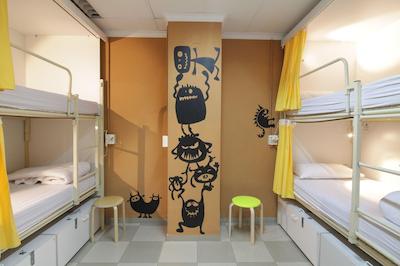 د ریور هستل